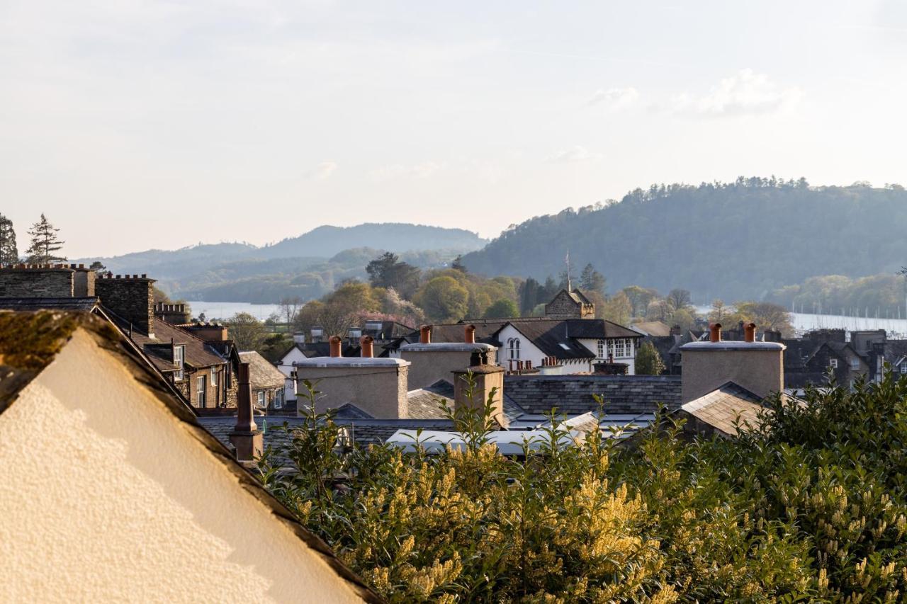 Luxury 2 Bed Room Lake View Apt Bowness Parking Екстер'єр фото